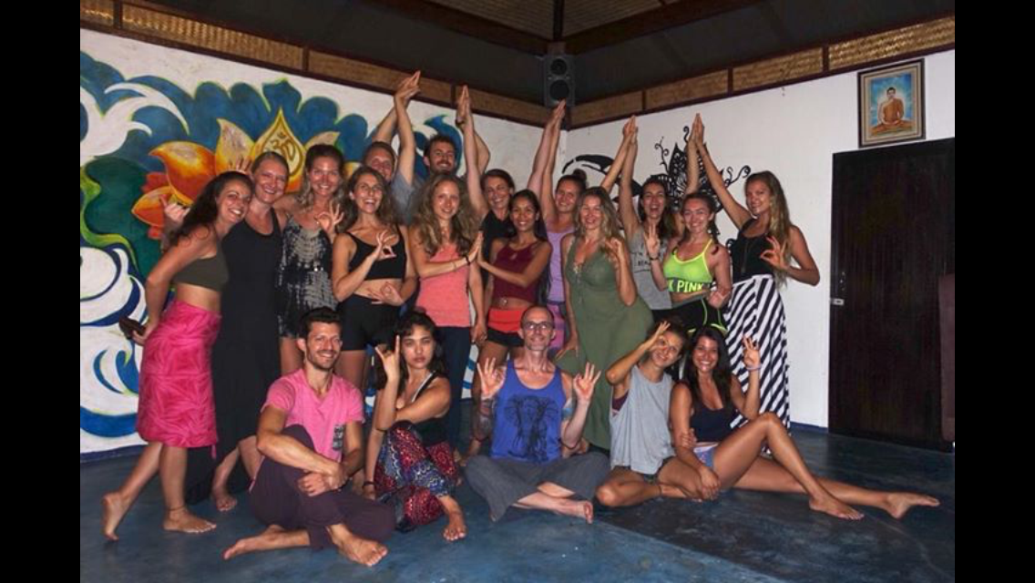 Segunda Semana do Curso de Professora de Yoga: o Corvo!